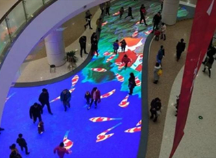LED互動地磚屏案例,LED地磚屏前景怎么樣?